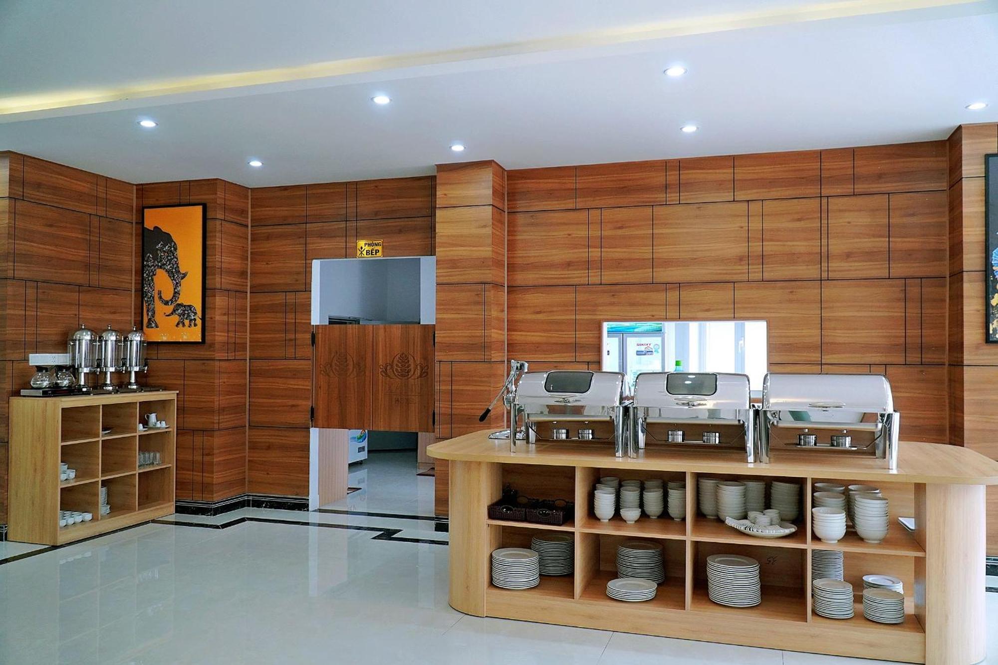 Khach San Xa Nu Hotel Kon Tum Bagian luar foto