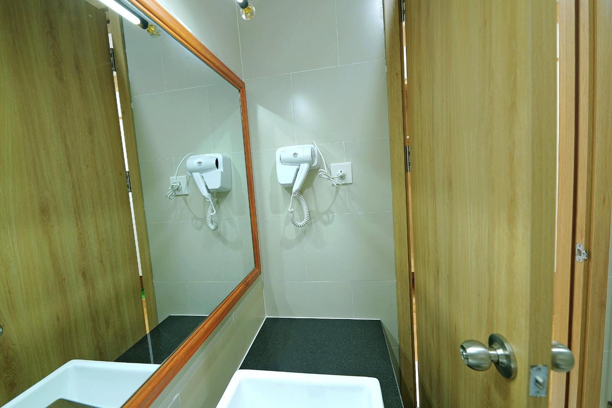 Khach San Xa Nu Hotel Kon Tum Bagian luar foto