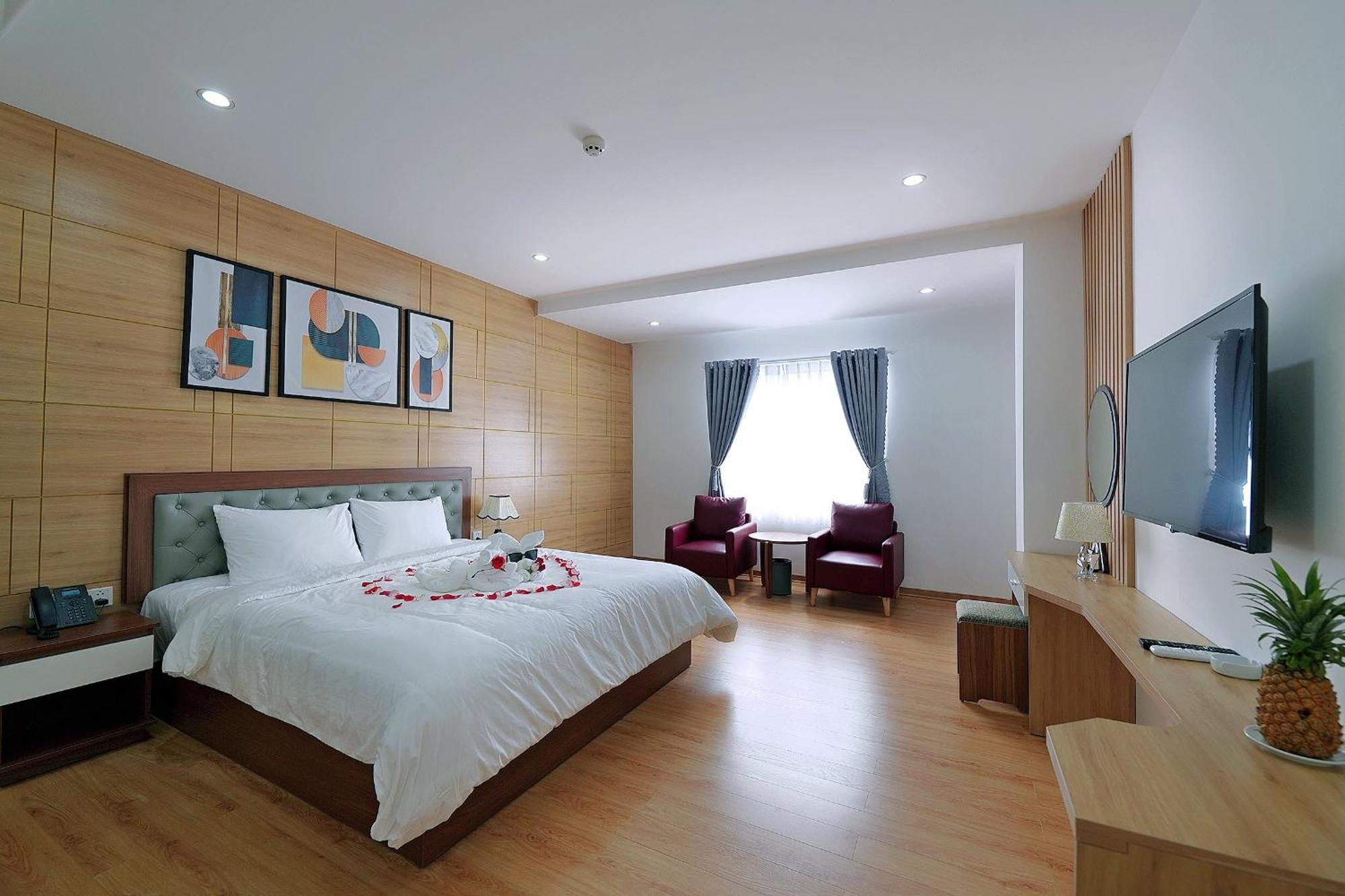 Khach San Xa Nu Hotel Kon Tum Bagian luar foto